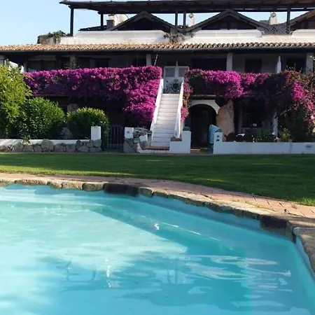 Sardinialuxuryhouse Ferienhaus *